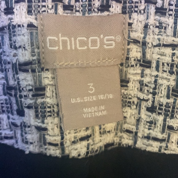 Chico’s blue and white textured jacket.  Excellent condition. - Picture 3 of 13